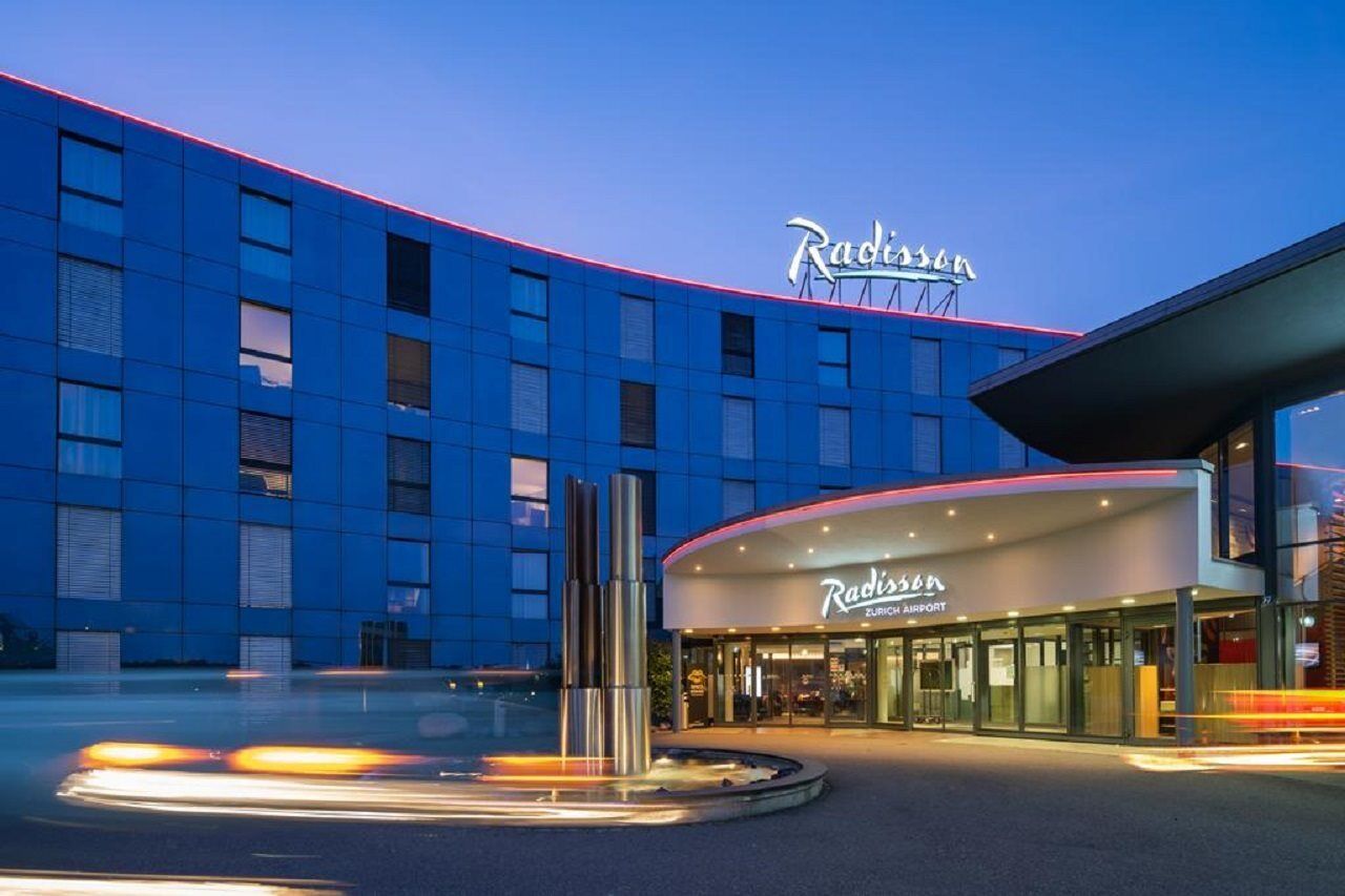 Radisson Hotel Zurich Airport รุมลัง ภายนอก รูปภาพ